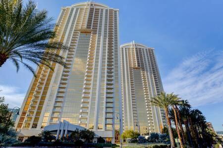 Mgm Signature-15-717 F1 Track & Strip View Balcony Las Vegas Esterno foto